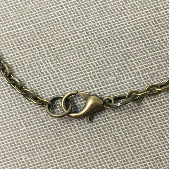 Vintage Hexagonal Ornate Floral Embossed Brass Locket Choker Necklace - Picture 8 of 16